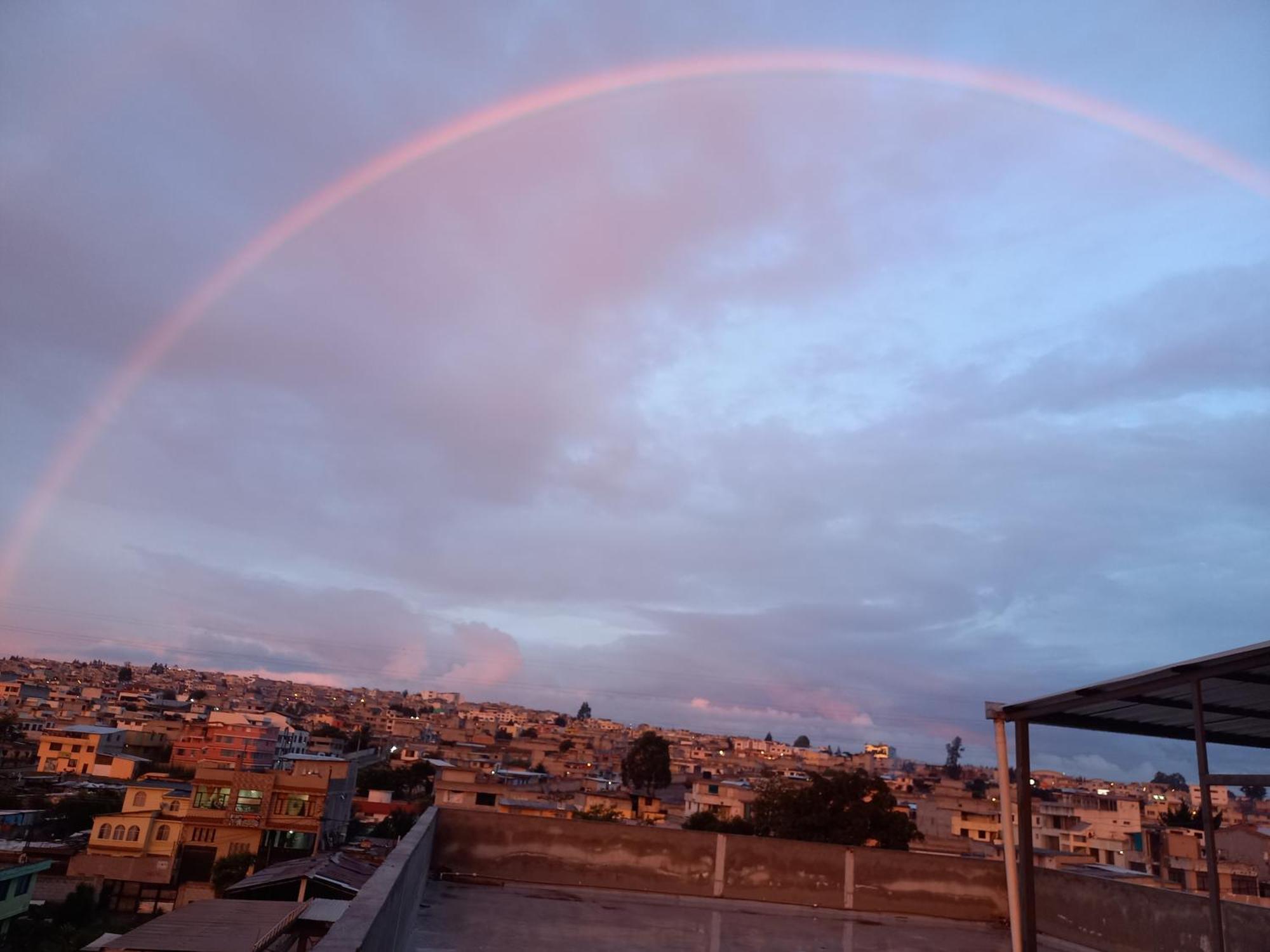 El Vergel Norte Quito Exteriör bild