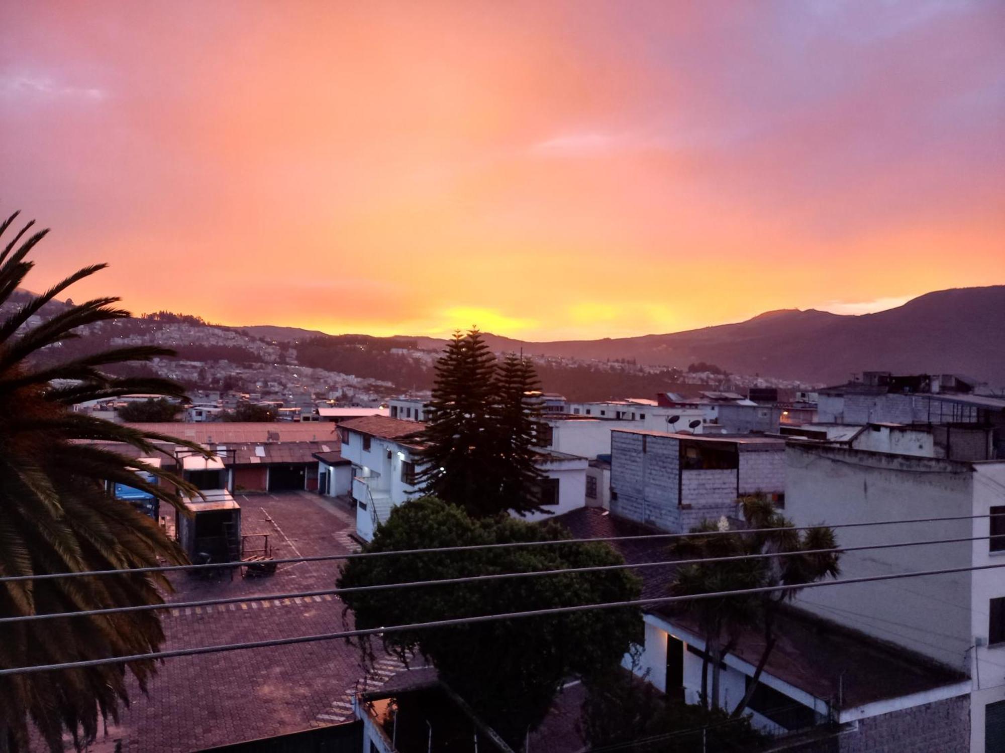 El Vergel Norte Quito Exteriör bild